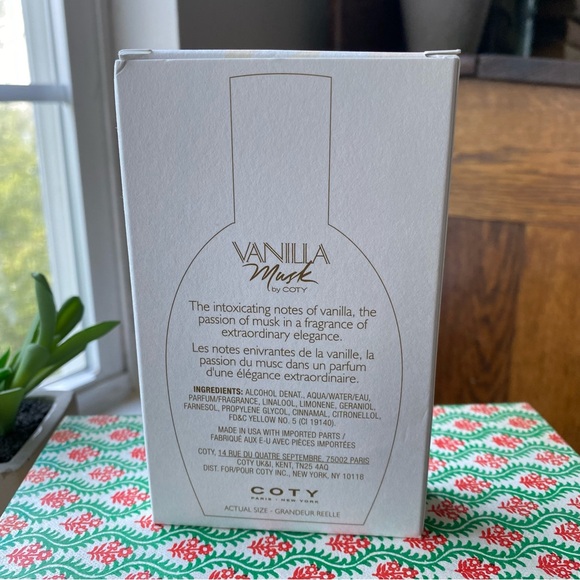 City Vanilla Musk Perfume 1.7oz. NEW in Box - Picture 5 of 7
